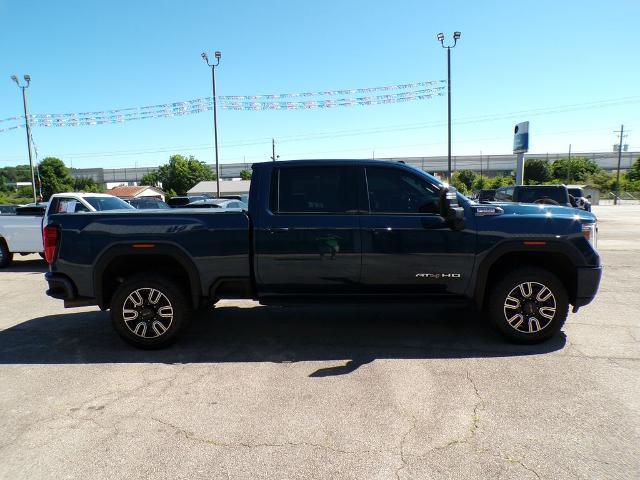 2022 GMC Sierra 2500HD 4WD Crew Cab Standard Bed AT4