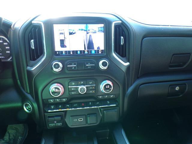 2022 GMC Sierra 2500HD 4WD Crew Cab Standard Bed AT4