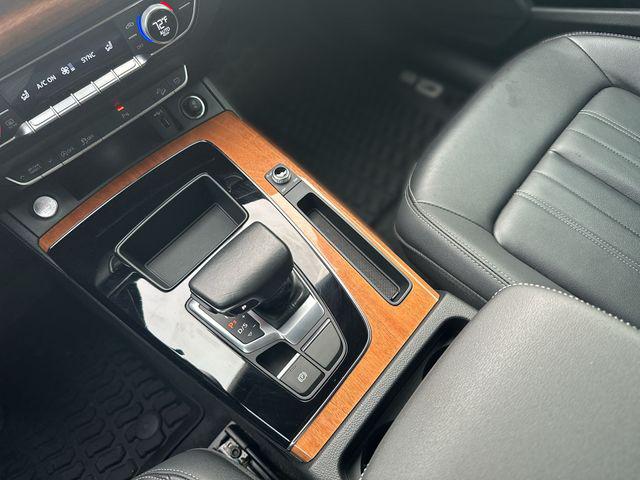2023 Audi Q5 Premium 40 TFSI quattro S tronic