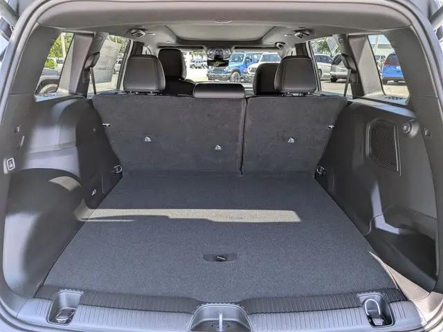 2026 Jeep Cherokee Overland 4x4