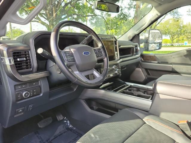 2023 Ford F-350 LARIAT
