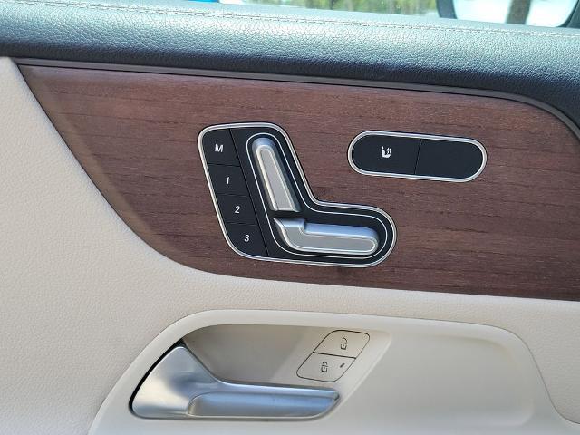 2023 Mercedes-Benz GLB Base