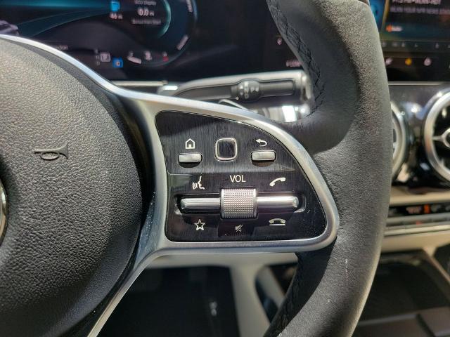 2023 Mercedes-Benz GLB Base