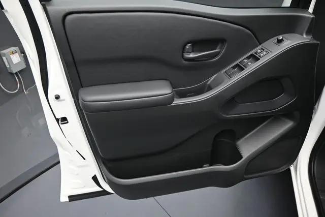 2026 Nissan Frontier Crew Cab SV 4x2