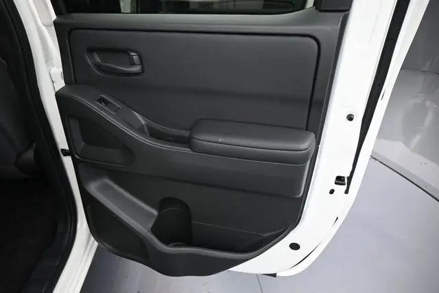 2026 Nissan Frontier Crew Cab SV 4x2