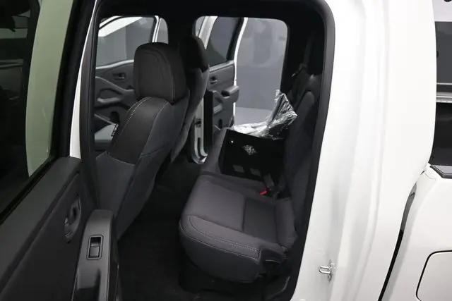 2026 Nissan Frontier Crew Cab SV 4x2