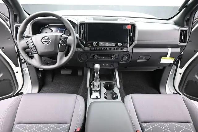 2026 Nissan Frontier Crew Cab SV 4x2