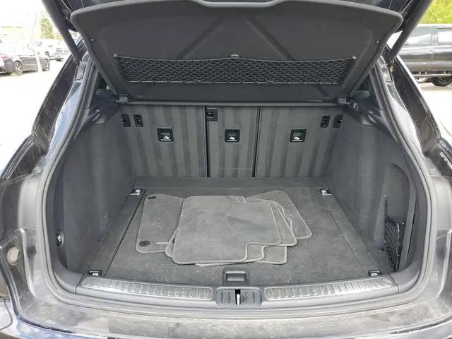 2019 Porsche Macan Macan