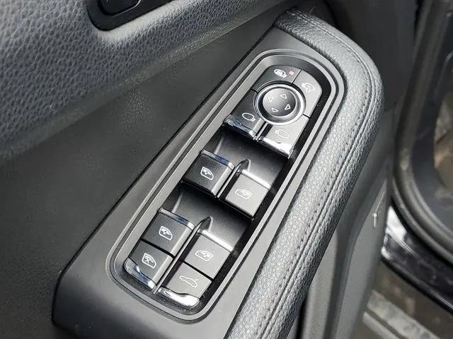 2019 Porsche Macan Macan