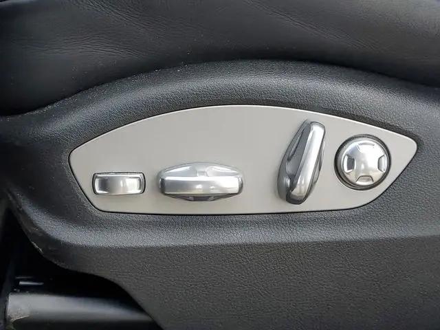 2019 Porsche Macan Macan