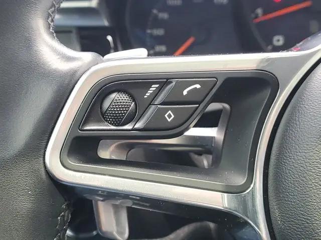 2019 Porsche Macan Macan