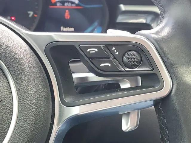 2019 Porsche Macan Macan