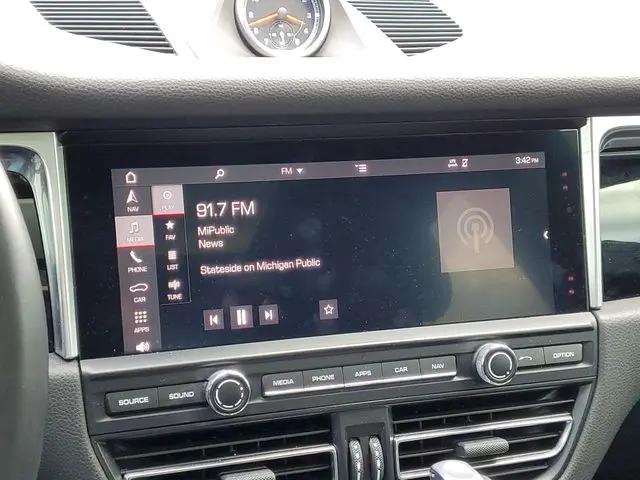 2019 Porsche Macan Macan