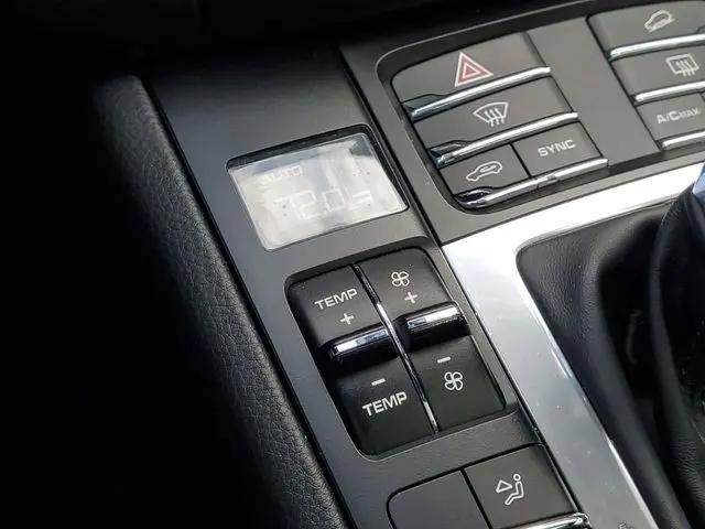 2019 Porsche Macan Macan