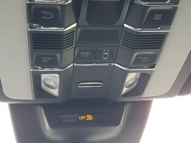 2019 Porsche Macan Macan