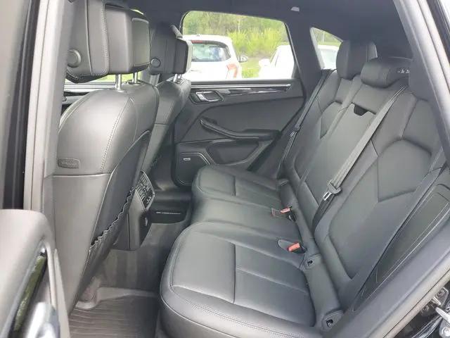 2019 Porsche Macan Macan
