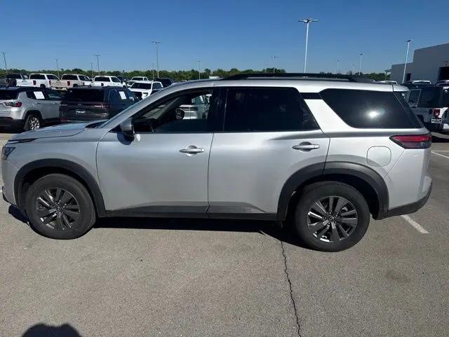 2025 Nissan Pathfinder SV FWD