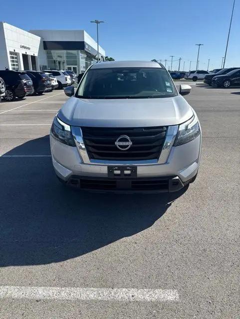 2025 Nissan Pathfinder SV FWD
