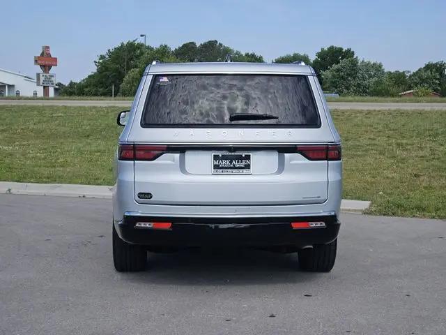 2024 Jeep Wagoneer Series II