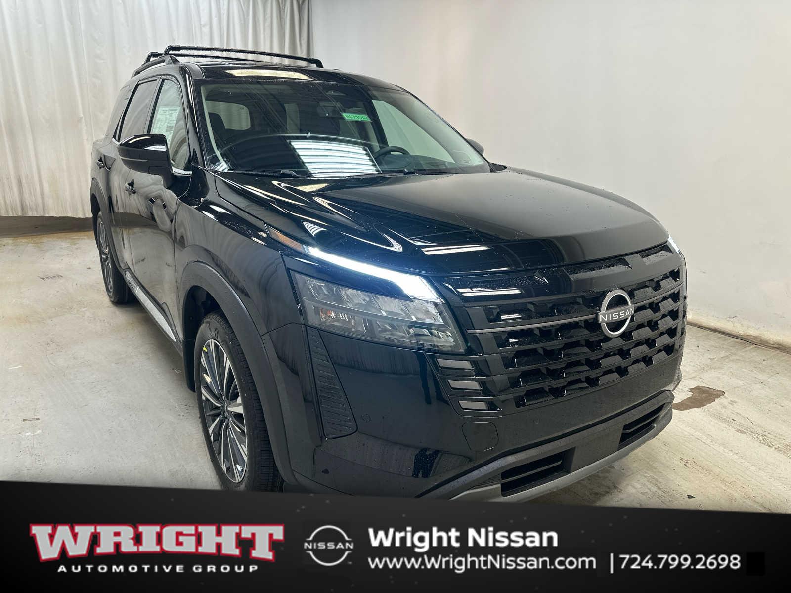 2026 Nissan Pathfinder Platinum 4WD's photo