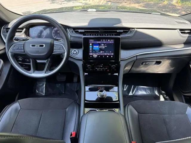 2023 Jeep Grand Cherokee L Altitude 4x4
