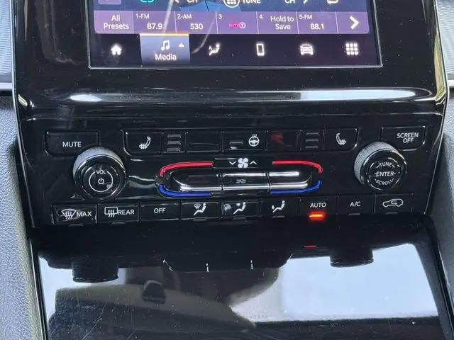 2023 Jeep Grand Cherokee L Altitude 4x4