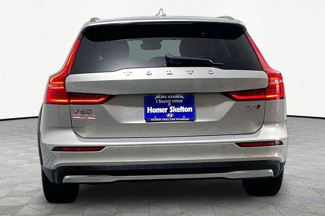 Used 2025 Volvo V60 Cross Country Plus  B5 AWD Gas (mild hybrid) For Sale in Olive Branch, MS