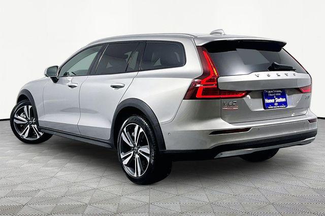 Used 2025 Volvo V60 Cross Country Plus  B5 AWD Gas (mild hybrid) For Sale in Olive Branch, MS