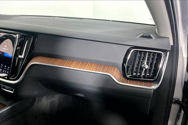 Used 2025 Volvo V60 Cross Country Plus  B5 AWD Gas (mild hybrid) For Sale in Olive Branch, MS