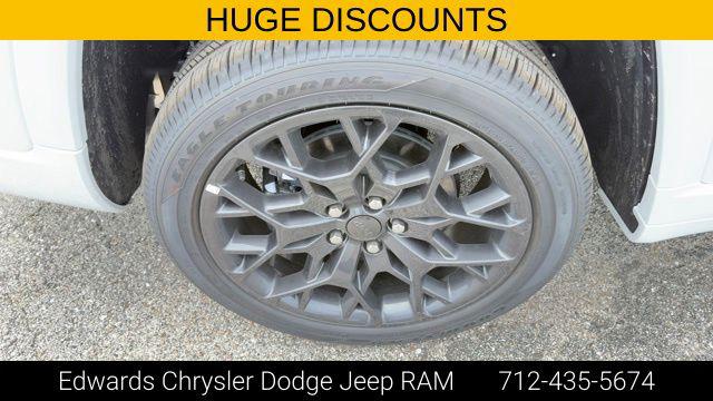 2026 Jeep Grand Cherokee L Summit 4x4