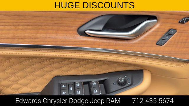 2026 Jeep Grand Cherokee L Summit 4x4