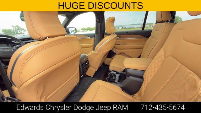 2026 Jeep Grand Cherokee L Summit 4x4