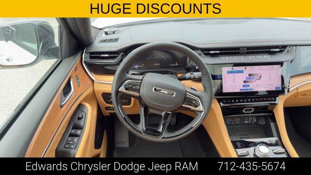 2026 Jeep Grand Cherokee L Summit 4x4