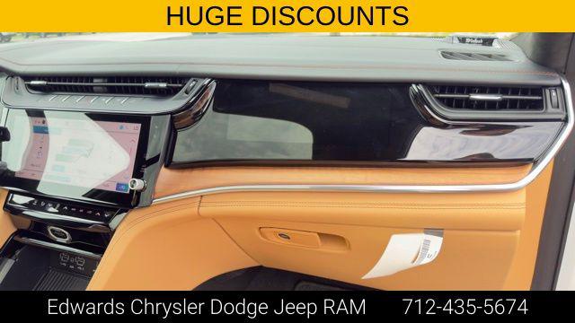 2026 Jeep Grand Cherokee L Summit 4x4