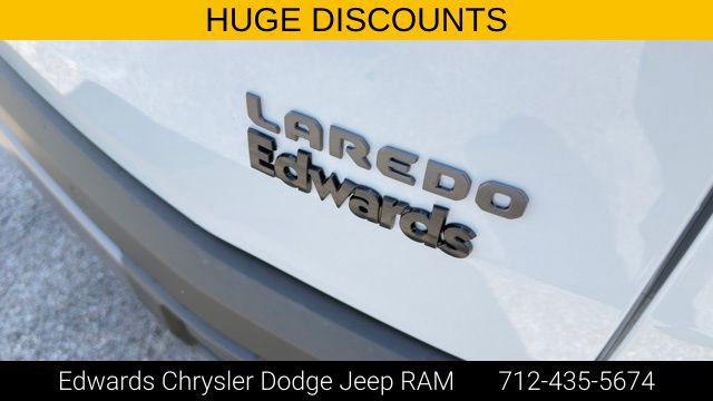 2026 Jeep Cherokee Laredo