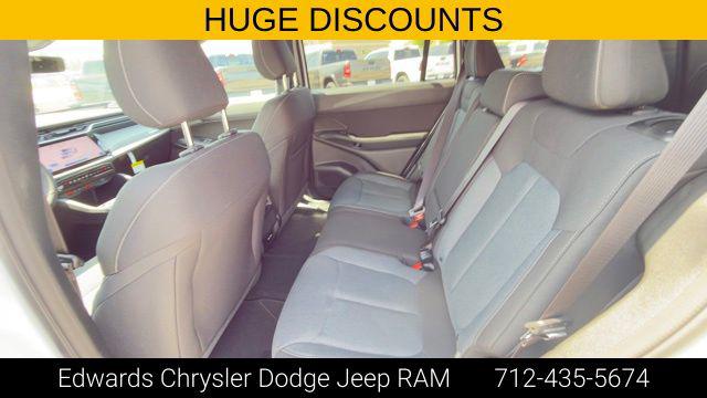 2026 Jeep Cherokee Laredo