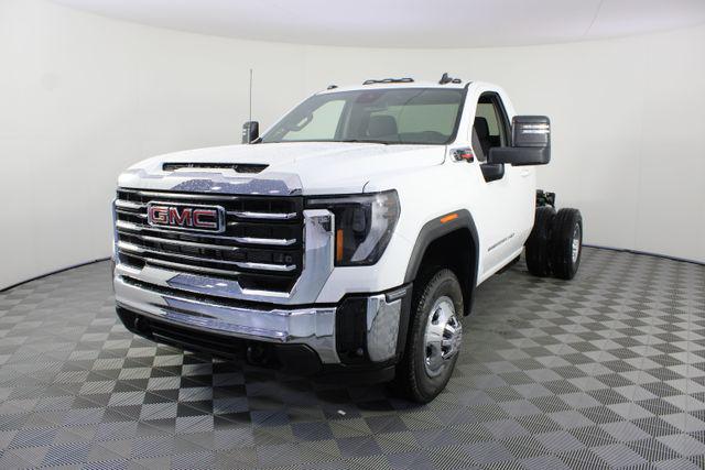 2026 GMC Sierra 3500HD SLE