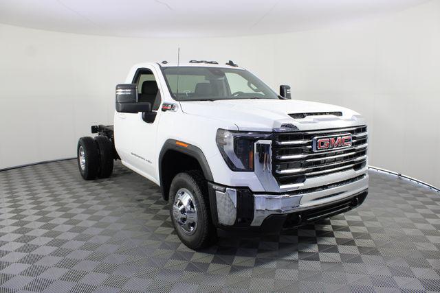2026 GMC Sierra 3500HD SLE