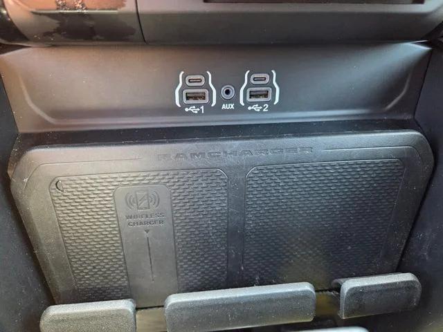 2025 Ram 1500 Big Horn Crew Cab 4x4 5'7" Box