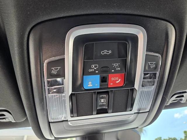 2025 Ram 1500 Big Horn Crew Cab 4x4 5'7" Box