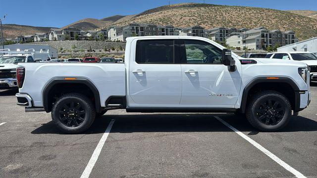 2026 GMC Sierra 2500HD Crew Cab, Standard Bed, AT4, 4WD