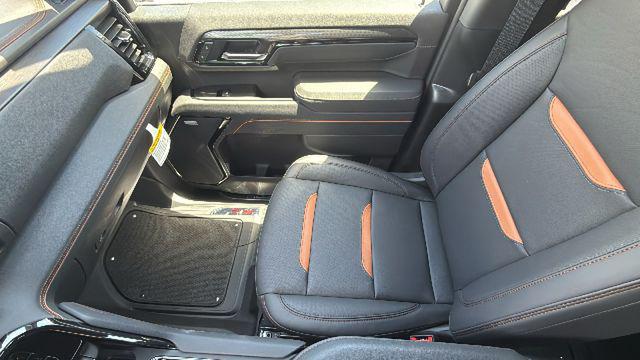 2026 GMC Sierra 2500HD Crew Cab, Standard Bed, AT4, 4WD