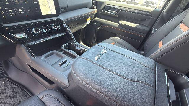 2026 GMC Sierra 2500HD Crew Cab, Standard Bed, AT4, 4WD