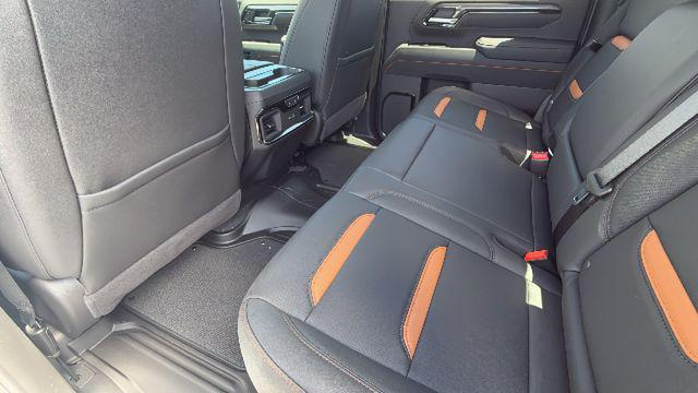 2026 GMC Sierra 2500HD Crew Cab, Standard Bed, AT4, 4WD