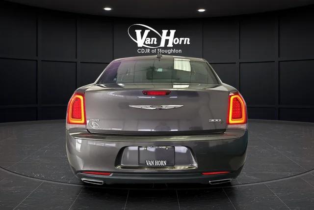 2017 Chrysler 300 300S AWD