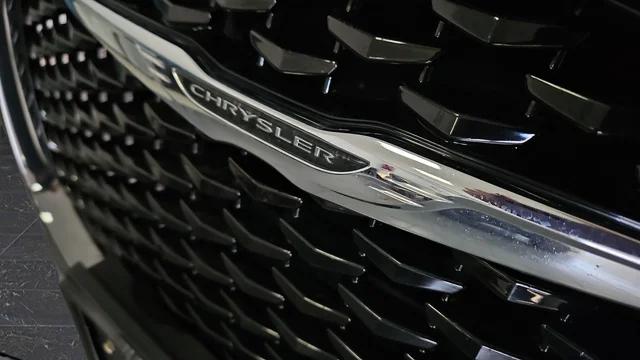 2017 Chrysler 300 300S AWD