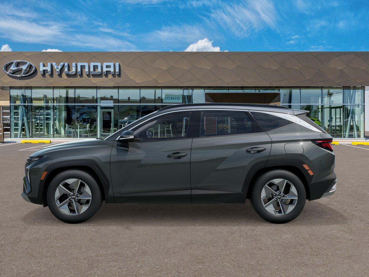 2026 Hyundai Tucson SEL photo 3