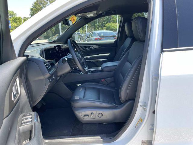 2025 Chevrolet Traverse FWD LT