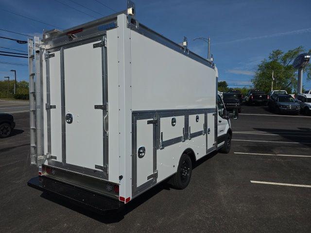 2026 Ford Transit Cutaway Base