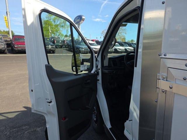 2026 Ford Transit Cutaway Base